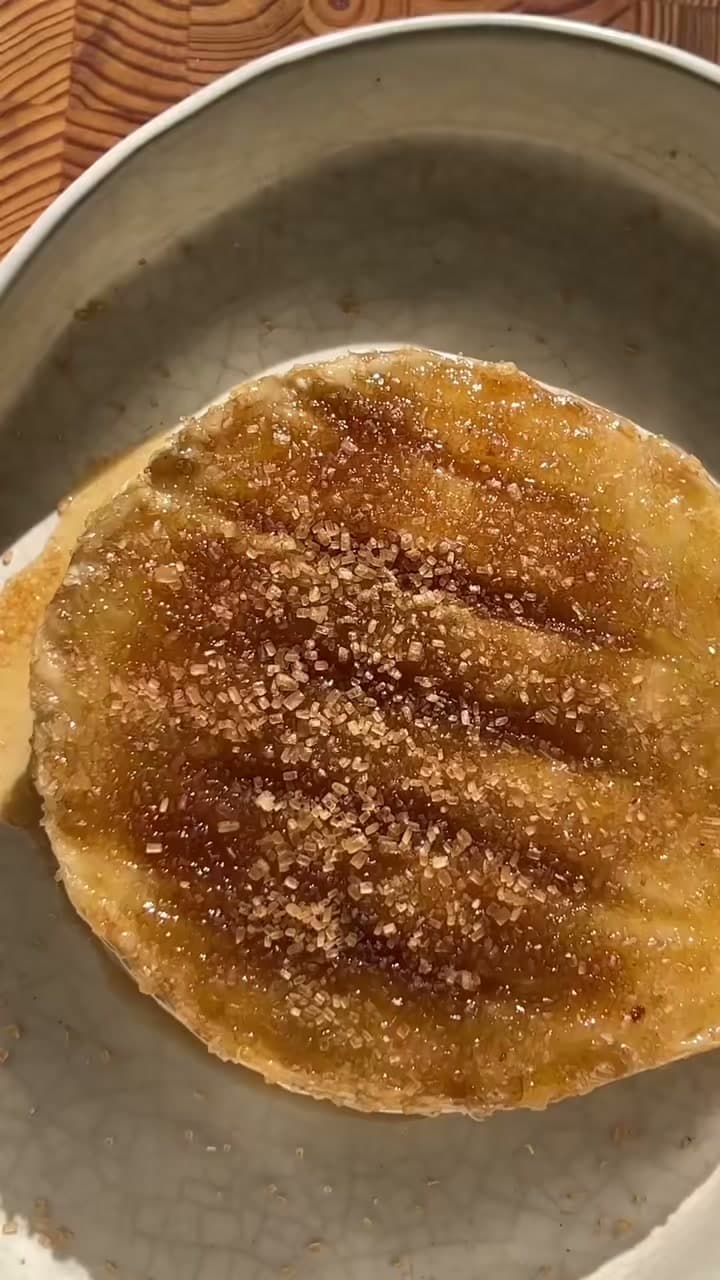 Honey Brûlée Brie