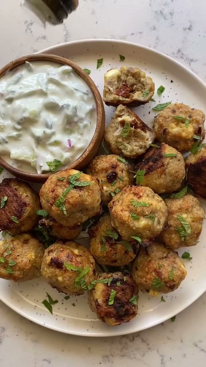 Mediterranean Chicken Meatballs