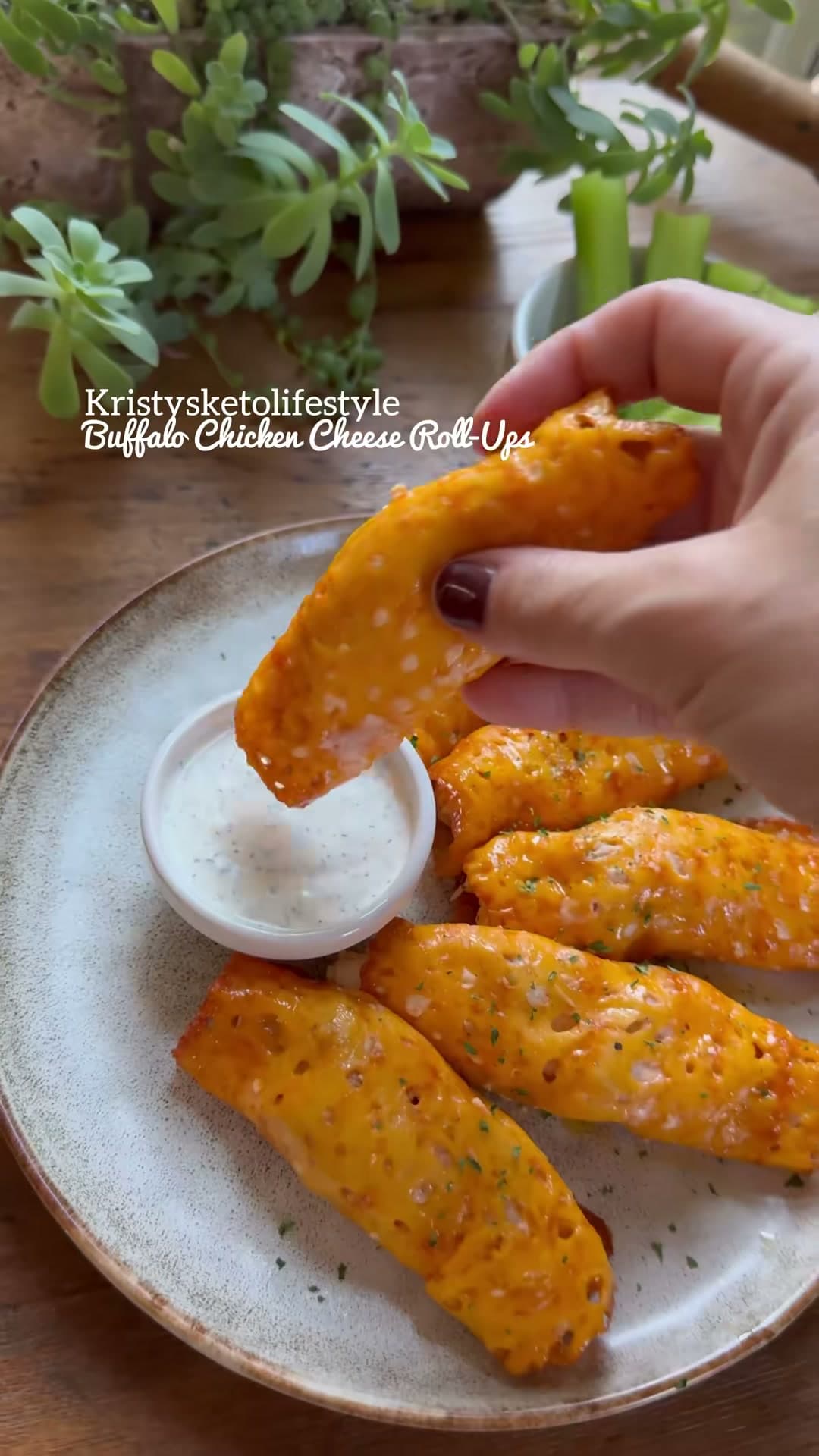 Buffalo Chicken Cheese Roll