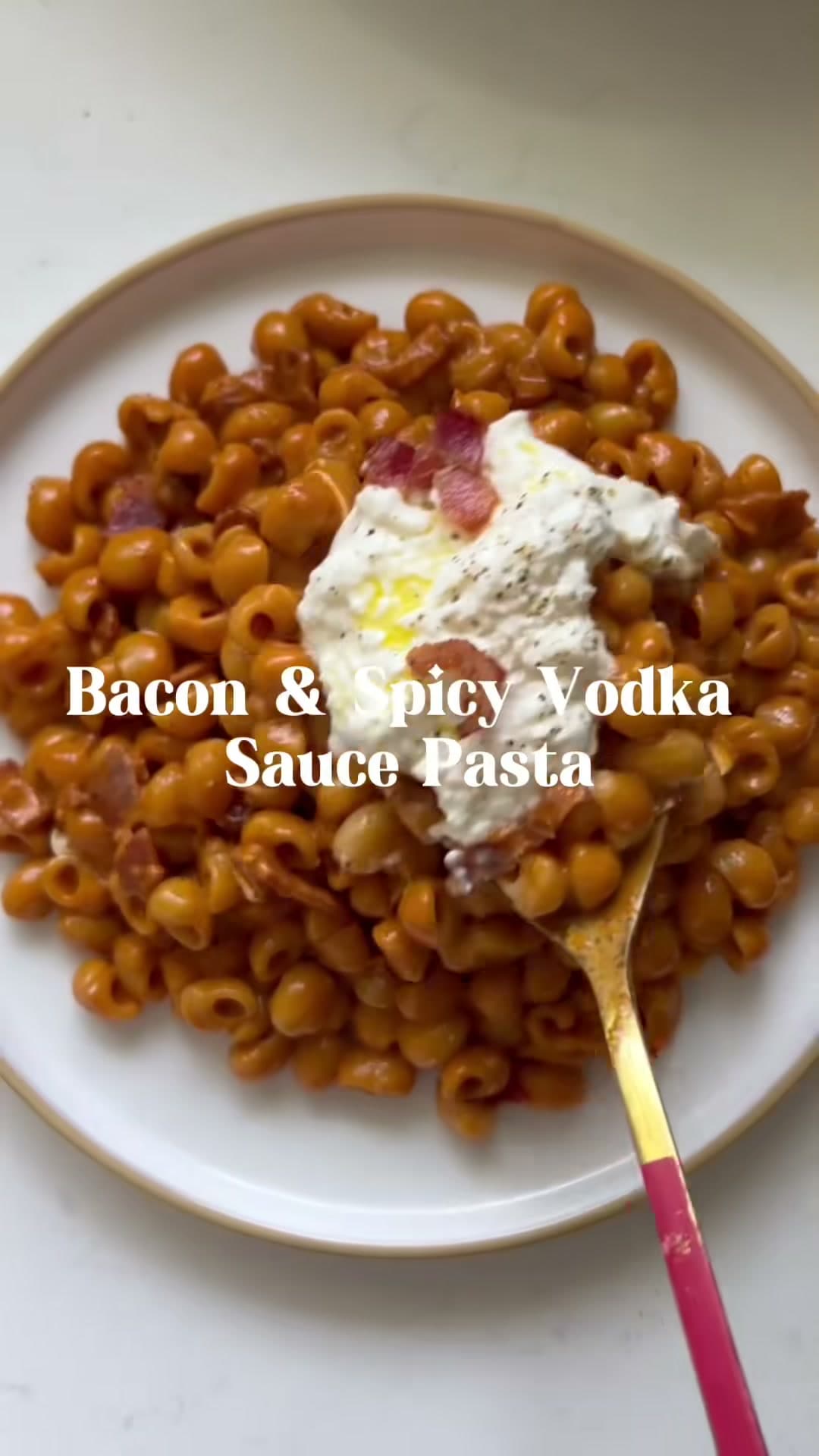 Bacon and Spicy Vodka Sauce Pasta