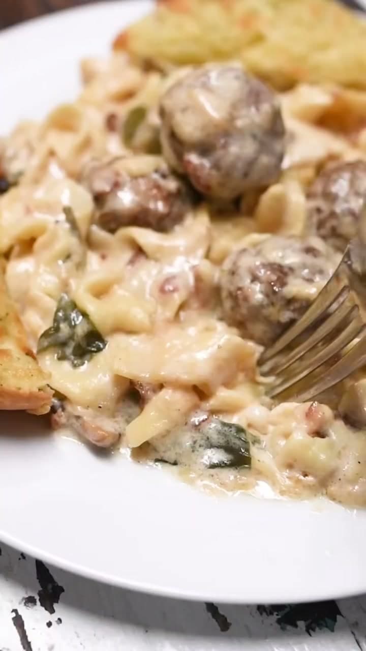 Creamy Meatball and Bacon Pasta Bake