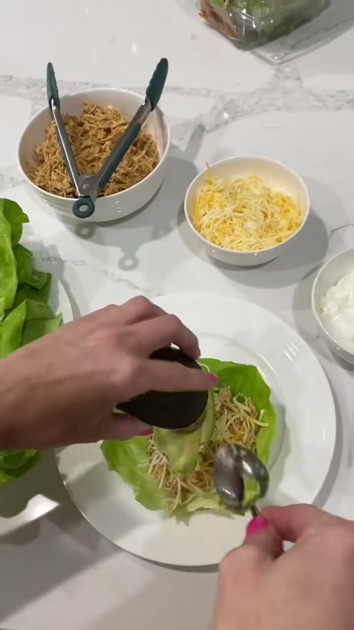 Shredded Chicken Lettuce Tacos