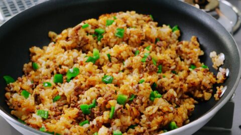 Curry fried rice with green peppers, beef, and caramelized onions.