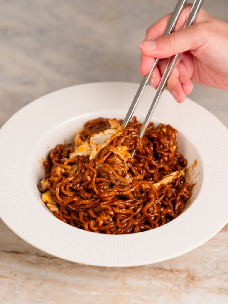 chapagetti with egg cheese